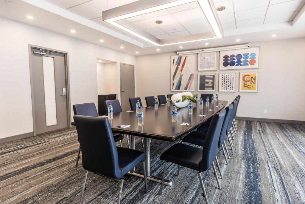 Holiday Inn Express Toronto-North York by IHG - Resim 30