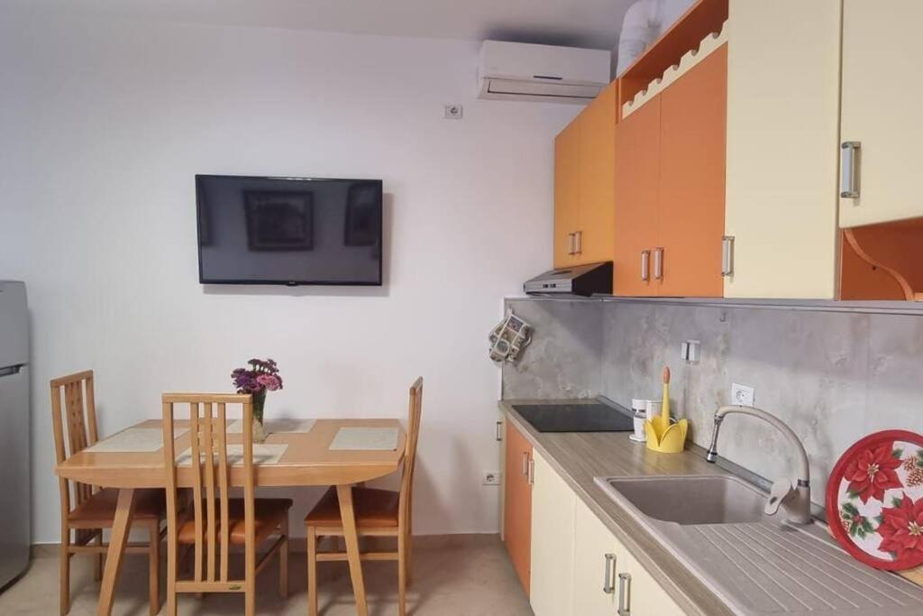 Fotografie z fotogalerie ubytování Domi Apartment v destinaci Durrës