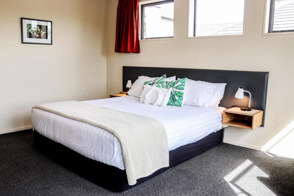 Coleraine Suites & Apartments - Executive King Studio Mit Eigenem Bad