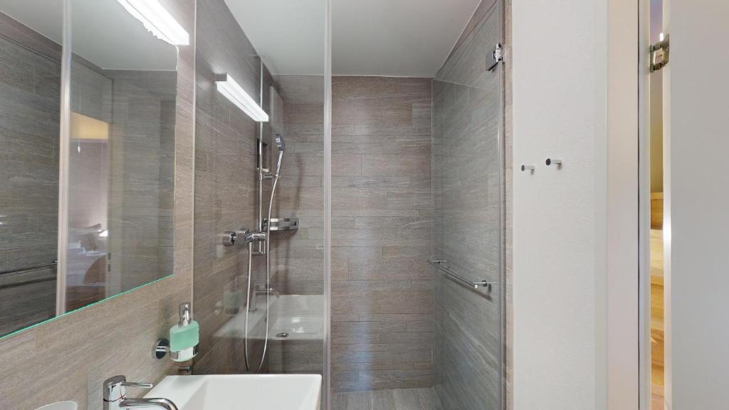 Koupelna v ubytování Family holiday home Tgiampi Sot Lantsch Lenzerheide