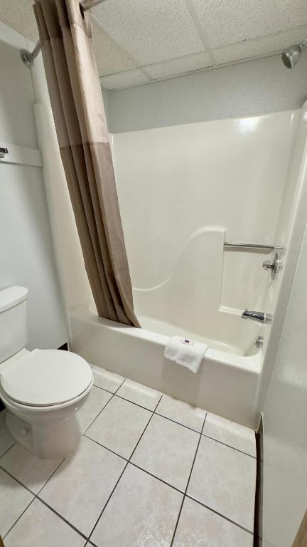 Motel 6-Dyersburg, TN - Deluxe Kamer Met Kingsize Bed - Roken