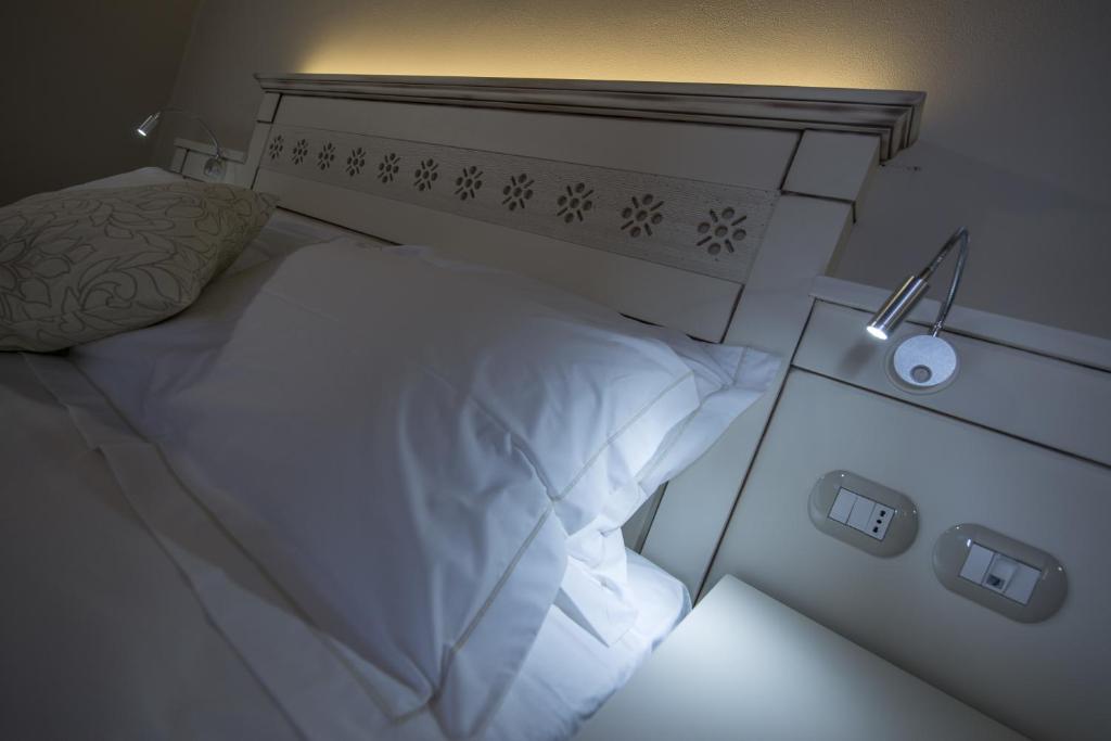 Cama o camas de una habitación en Hotel Sesmones