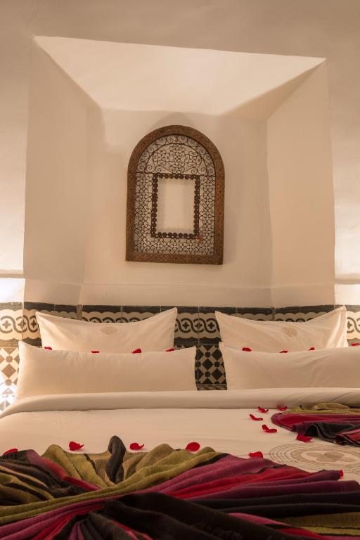 Postel nebo postele na pokoji v ubytování Origin Hotels Riad Lhena