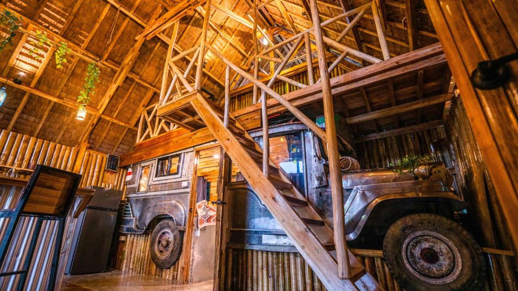 Fotografie z fotogalerie ubytování Barya Lang Villa- Native villa with jeepney room v destinaci El Nido