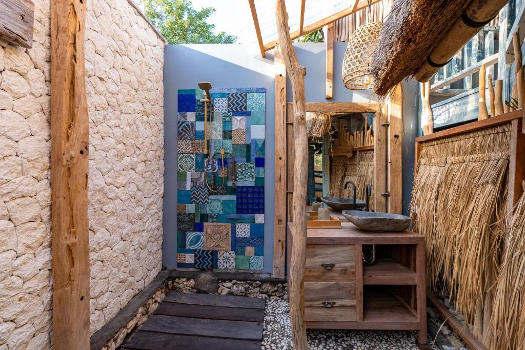 Laguna Biru Lembongan - Bungalow With Garden View