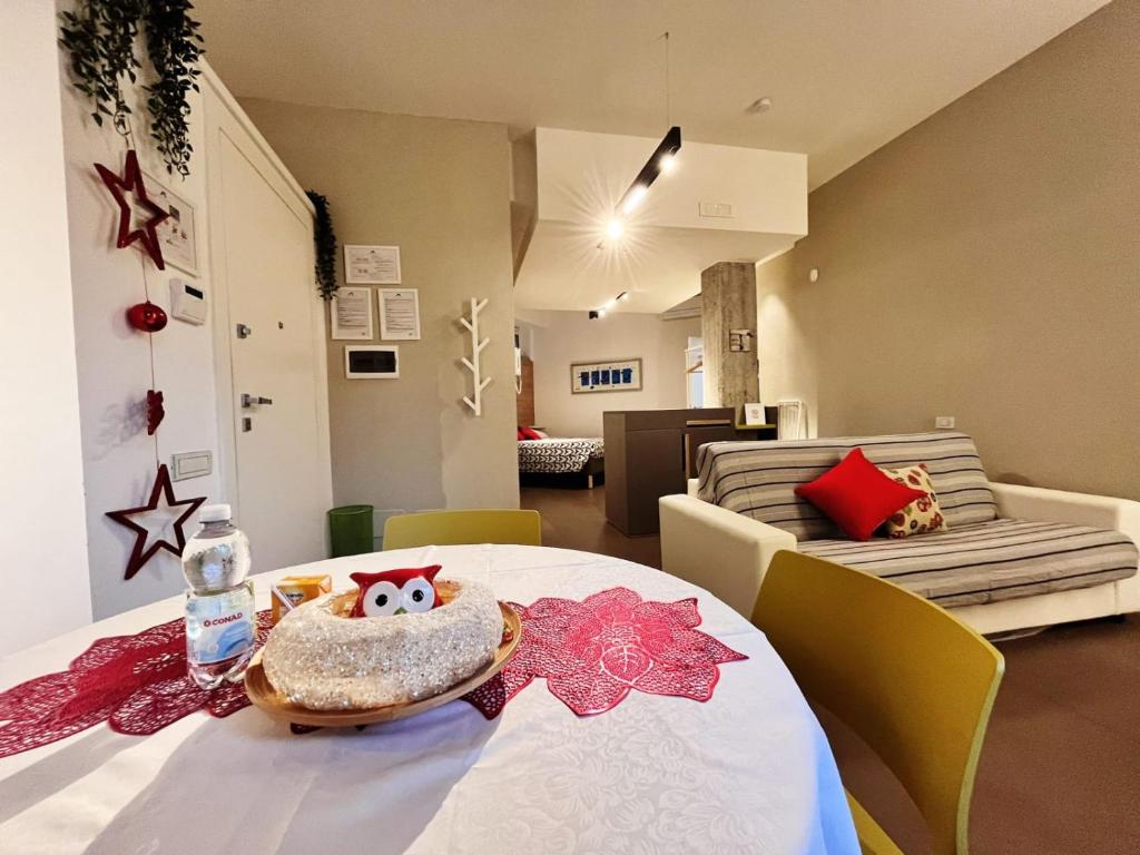 Łóżko lub łóżka w pokoju w obiekcie Exclusive Loft Salerno Centro
