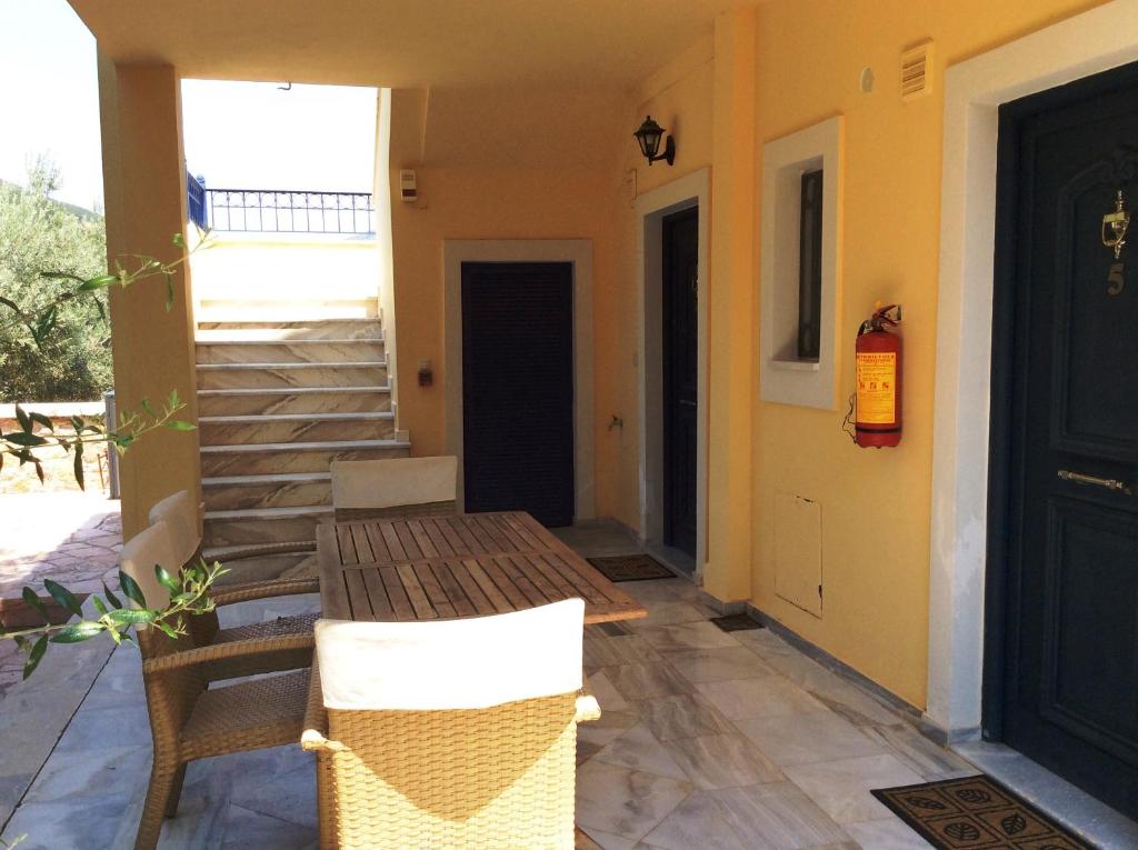 Angelica Villas Hotel Apartments - 17