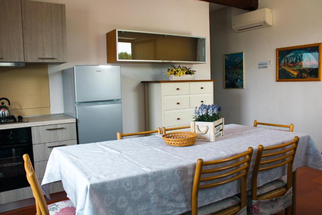 Kuchyň nebo kuchyňský kout v ubytování Camping La Rocca