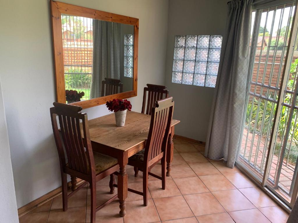 Fotografie z fotogalerie ubytování Bougain Villa Guest House v destinaci Polokwane