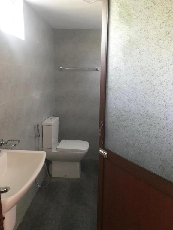 Koupelna v ubytování Lora Homestay