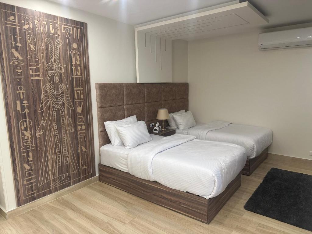 Nefertari Pyramids View Inn - 12