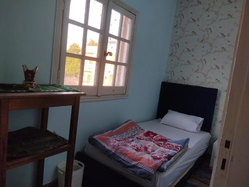 Postel nebo postele na pokoji v ubytování Elkhaima motel