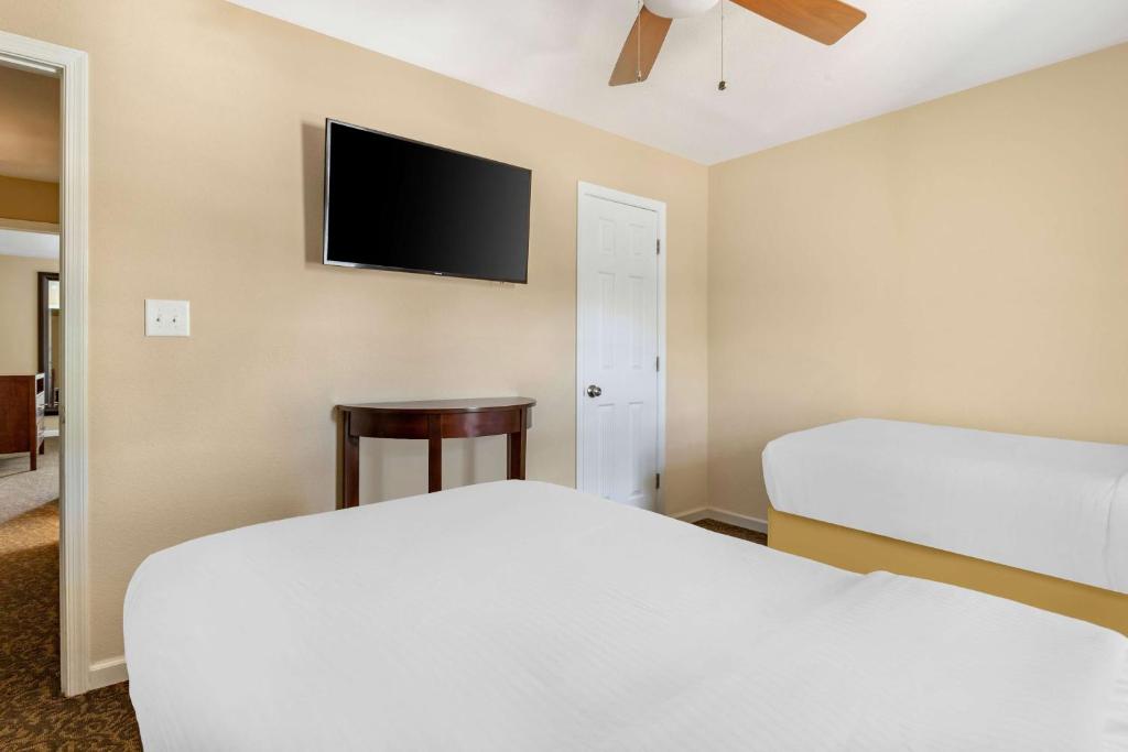 Hilton Vacation Club The Historic Powhatan Williamsburg photo