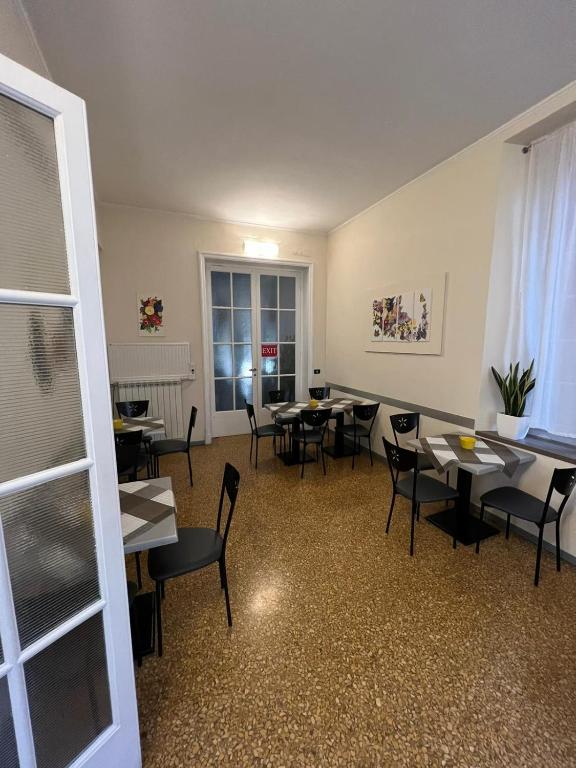 Restaurace v ubytování Hotel Cairoli