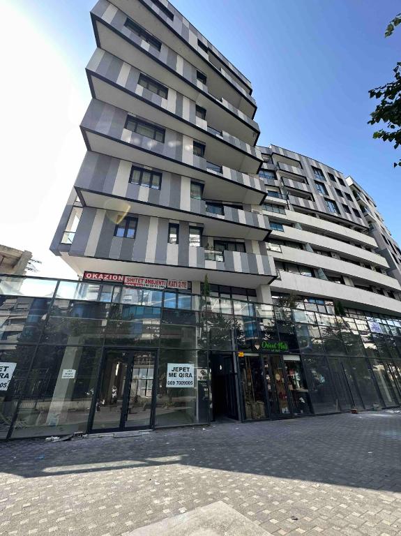 Golden Center Apartment - Imazhi 6