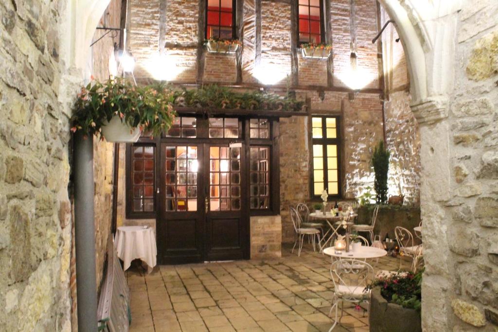 Fotografie z fotogalerie ubytování Hotel Raymond VII v destinaci Cordes-sur-Ciel