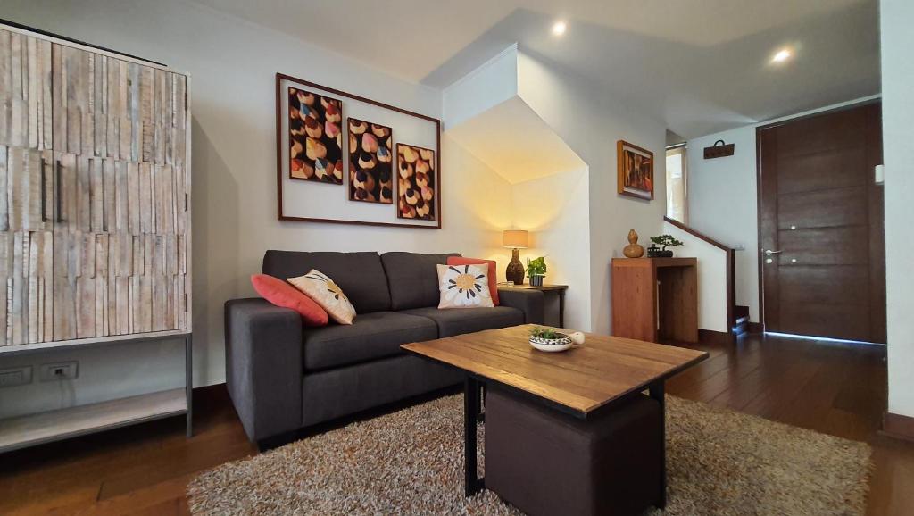 Casa ITALIA Condominio Parque Pinares