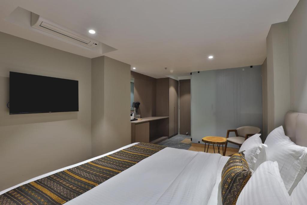 TV a/nebo společenská místnost v ubytování Hotel Shivashish