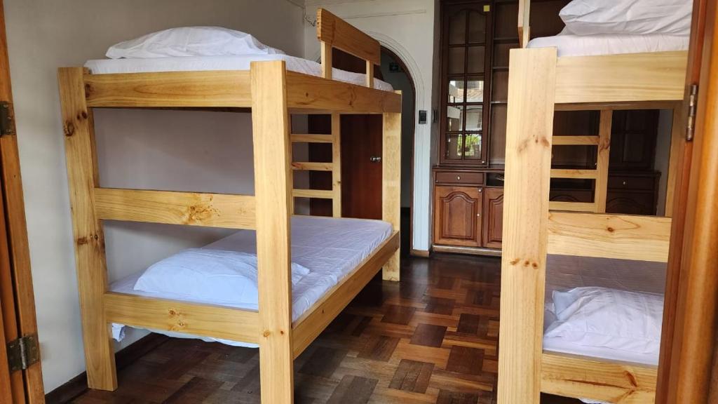 Postel nebo postele na pokoji v ubytování Paisa Hostel Medellín