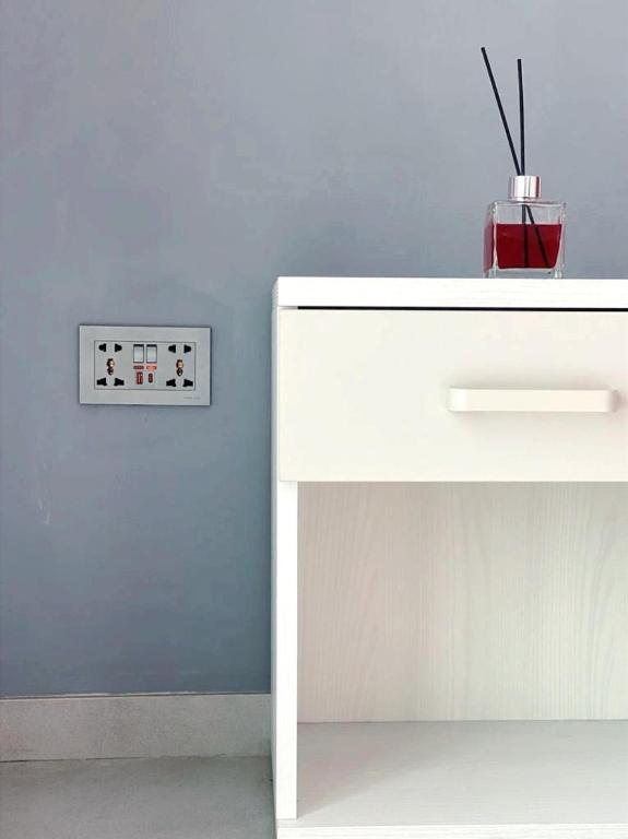 Central Private En-Suite with Balcony in shared residence - 11