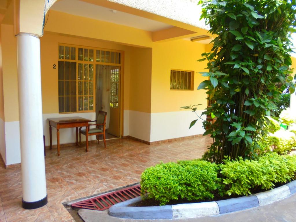 Iris Guest House - Deluxe Single Room