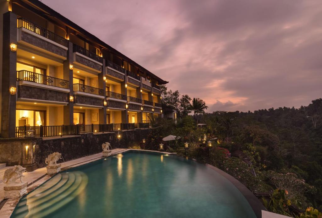 Πισίνα στο ή κοντά στο Rijasa Agung Resort and Villas