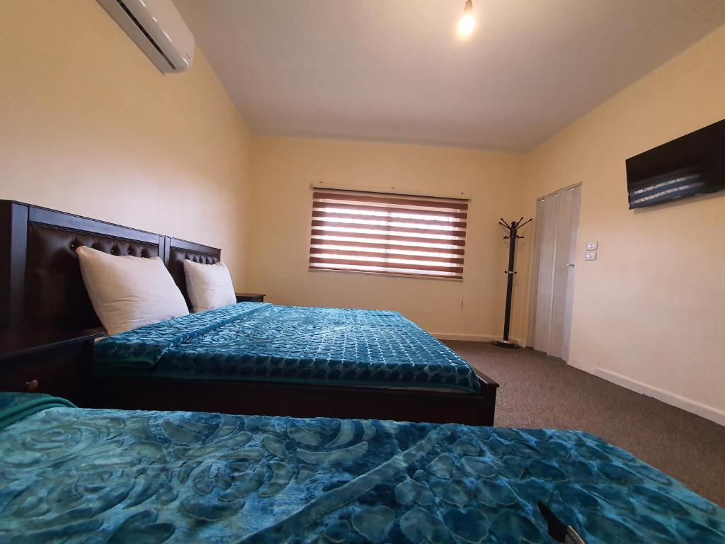 Petraone - Classic Triple Room
