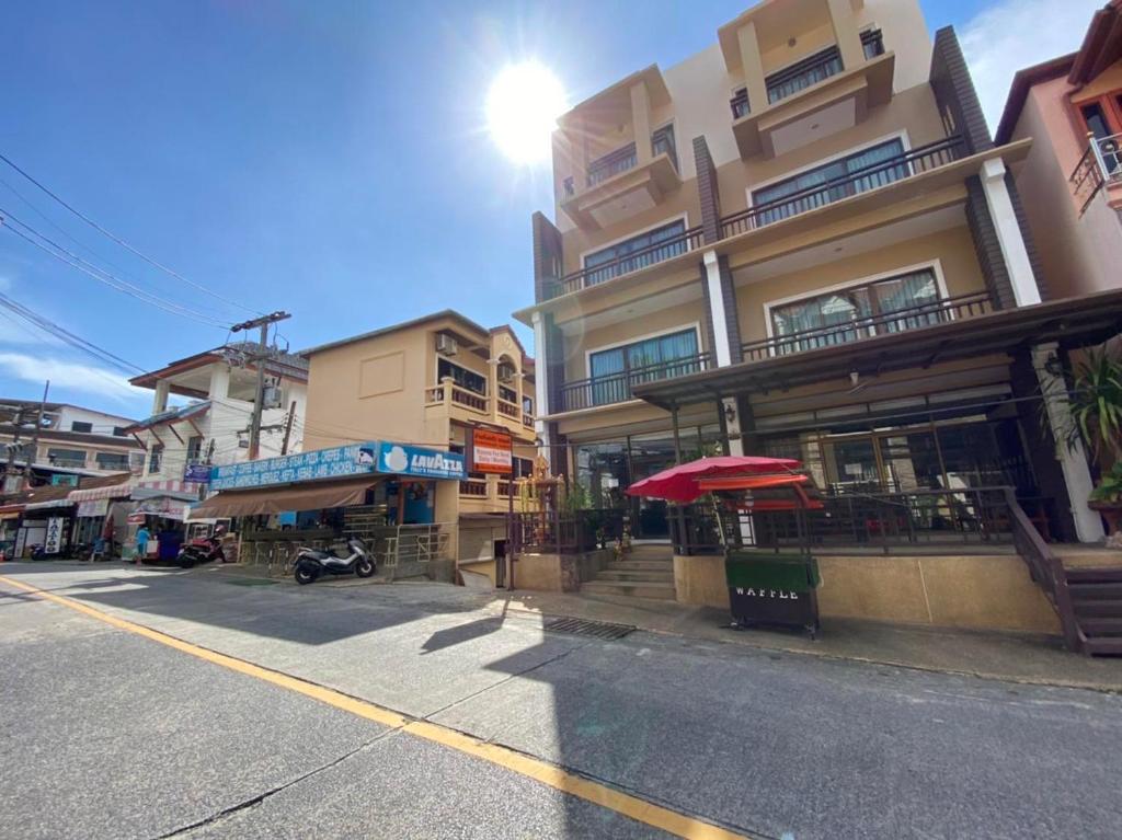 Baan Kingkeaw Thamdee Patong - Resim 6