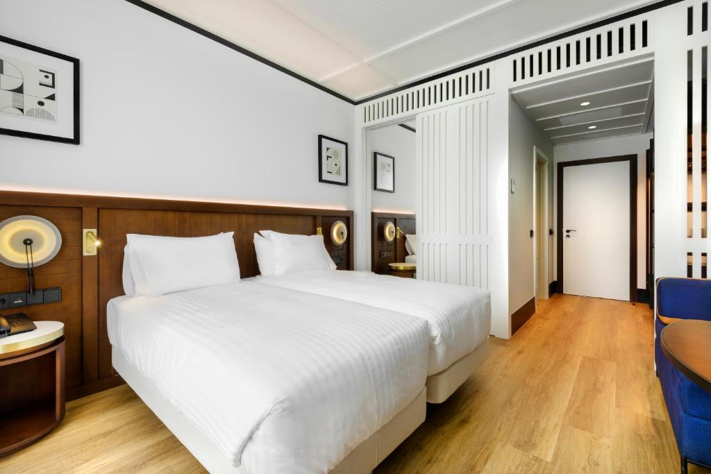 
Premium Double or Twin Room
