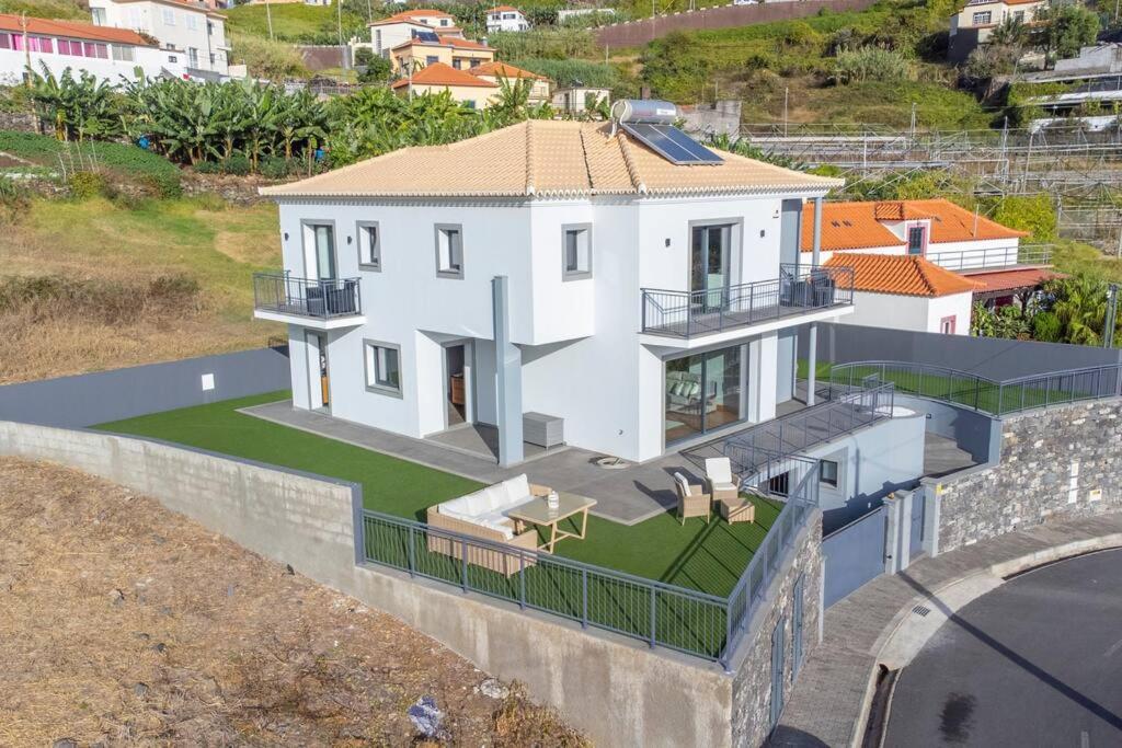 an aerial view of a white house at Yuri Big House in Ribeira Brava