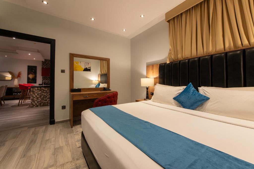 Postel nebo postele na pokoji v ubytování Andalus Habitat Hotel