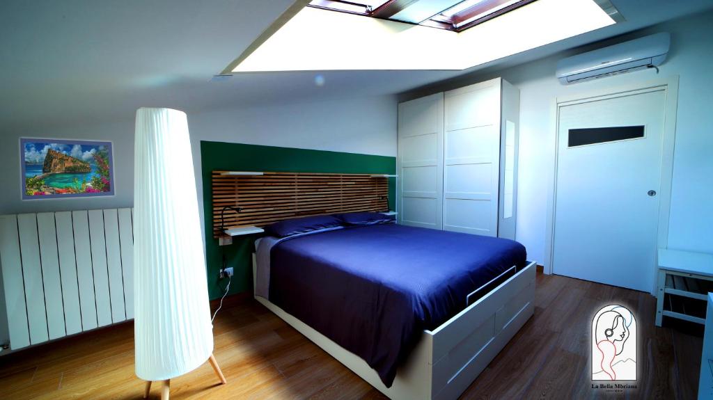 La Bella 'Mbriana - 1