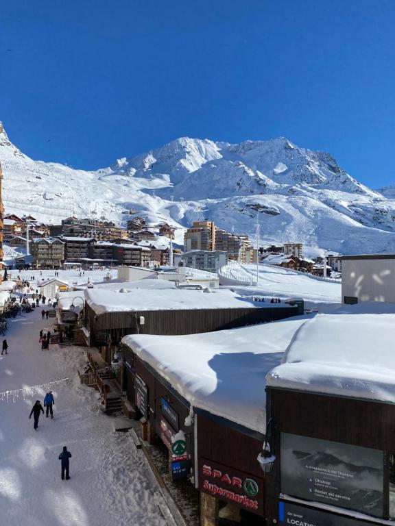 Le V - 2 bedrooms flat in the middle of Val Thorens v zimě