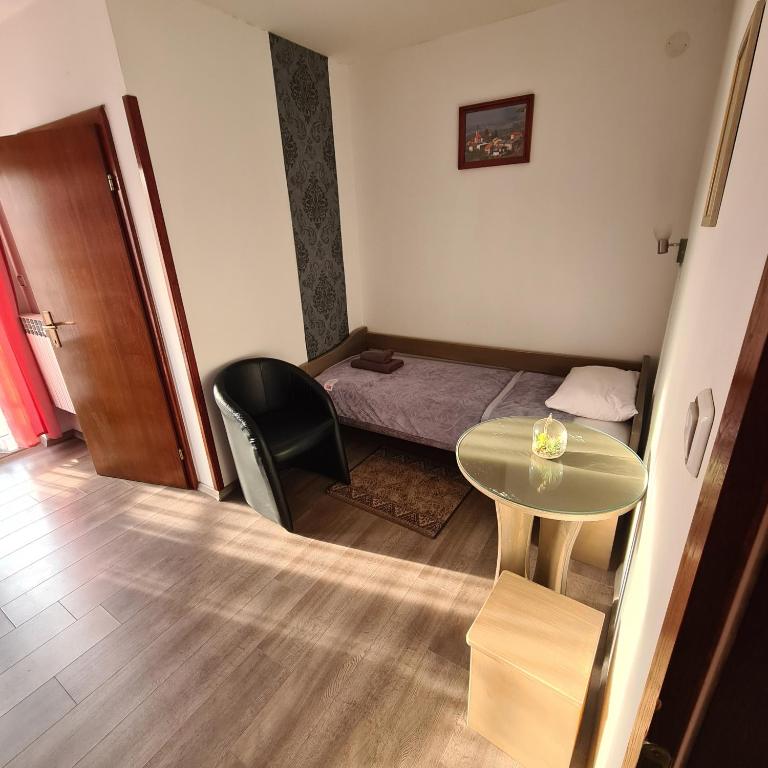 Posteľ alebo postele v izbe v ubytovaní Guesthouse Kod mosta