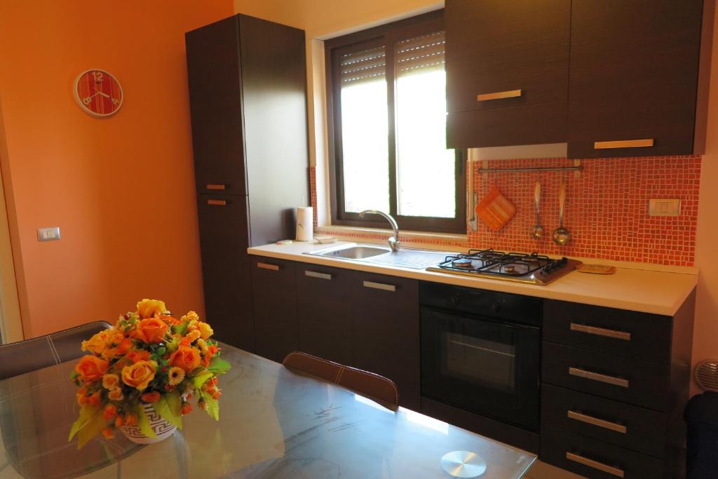 Casa Floriana a San Leone - Twee Slaapkamers Huis