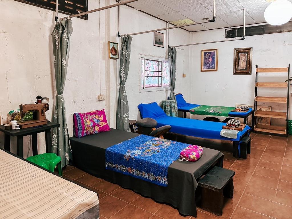 Posezení v ubytování Baan Suanthip Homestay - Aoluek Natural Retreat