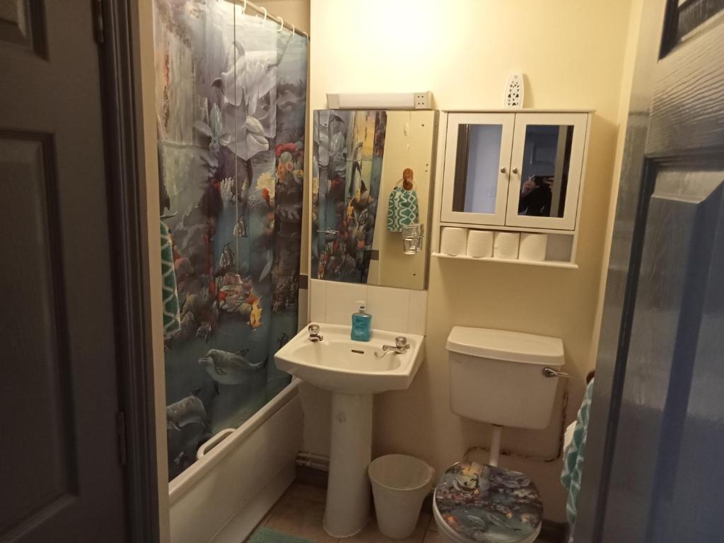 Koupelna v ubytování 39 Marine Court Apartment