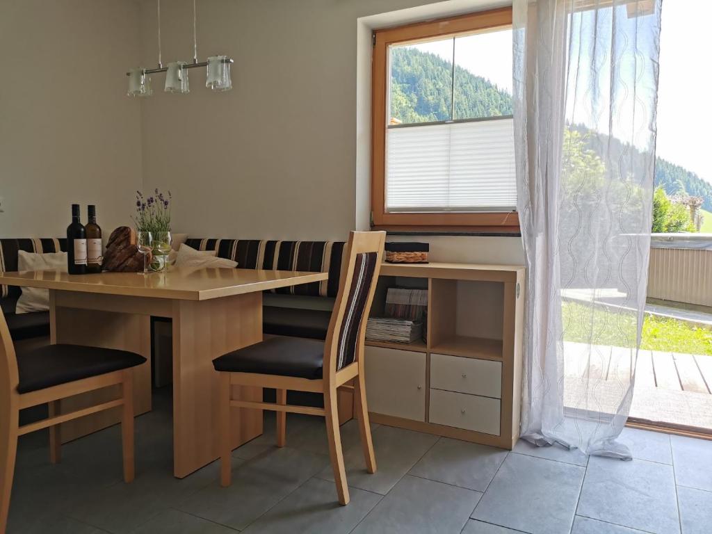 Fotografia z galérie ubytovania Ferienwohnung Pusteblume v destinácii Haus
