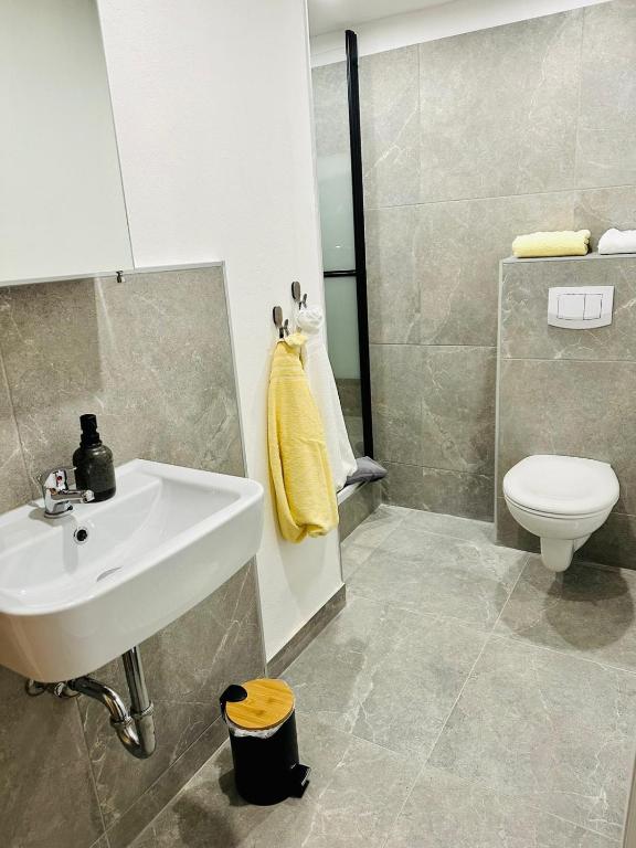 Studio Reichenstrasse - 10