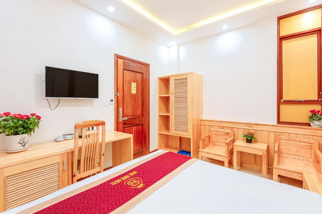 TV a/nebo společenská místnost v ubytování Ngọc Sang 1 Hotel