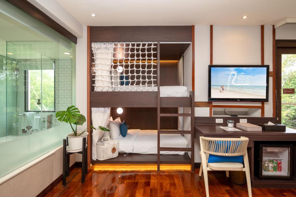 The Rock Hua Hin Beachfront Spa Resort - 9