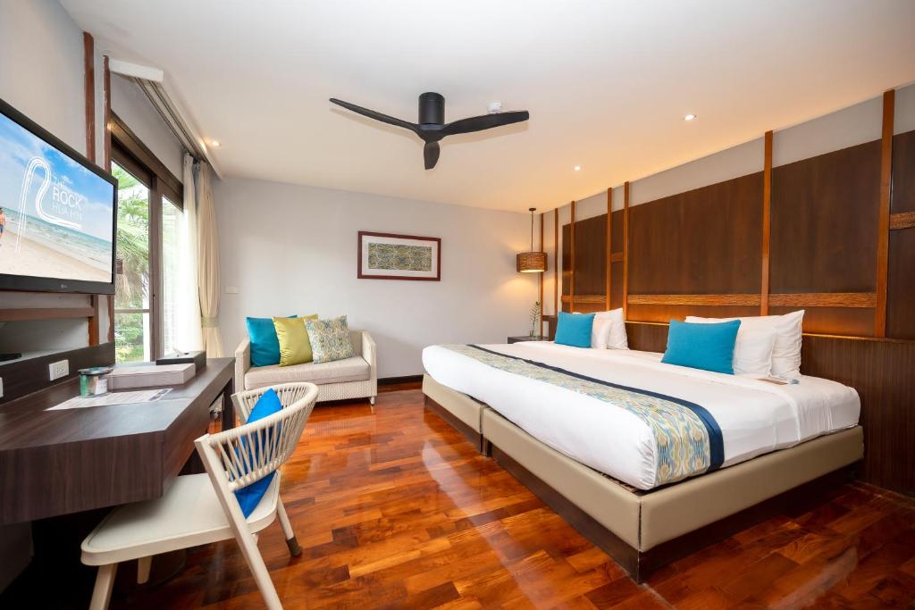 The Rock Hua Hin Beachfront Spa Resort - 7