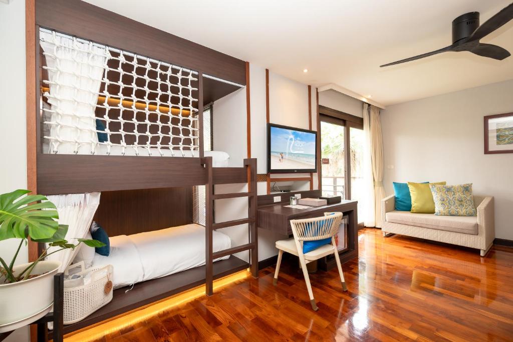 The Rock Hua Hin Beachfront Spa Resort - 10