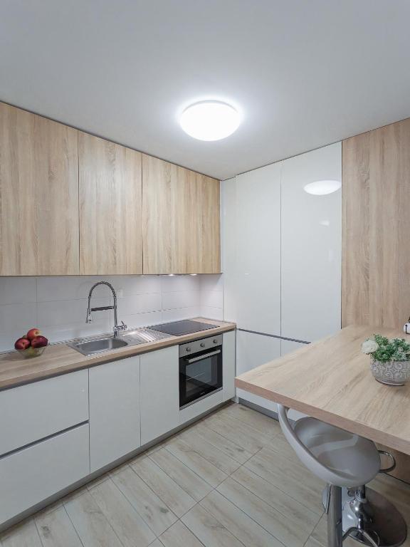 Kuchyň nebo kuchyňský kout v ubytování Apartman Franko - SELF CHECK IN