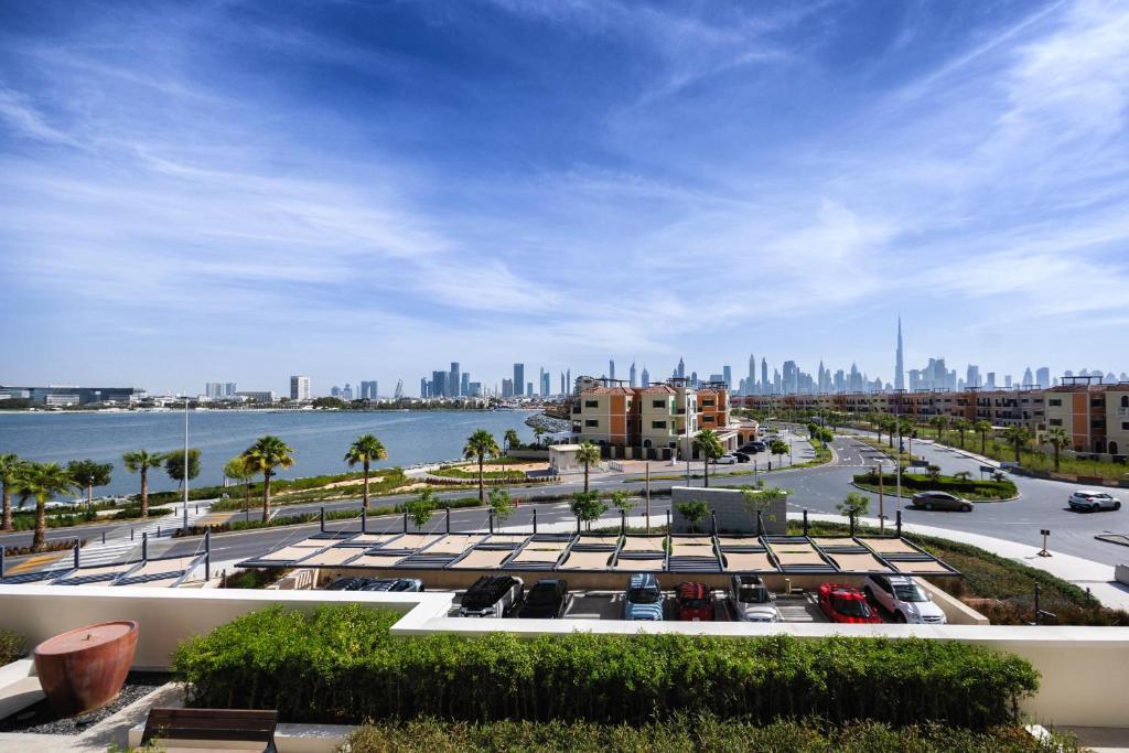 Fotografie z fotogalerie ubytování Amazing 1 bedroom in Port De La Mer near the sea v Dubaji