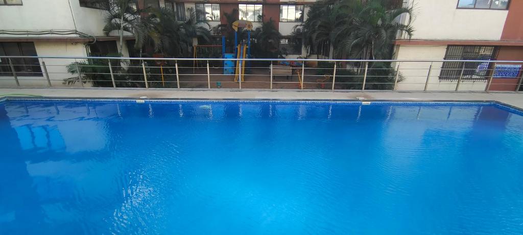 Piscina a Daman Dwelling Home Stay o a prop