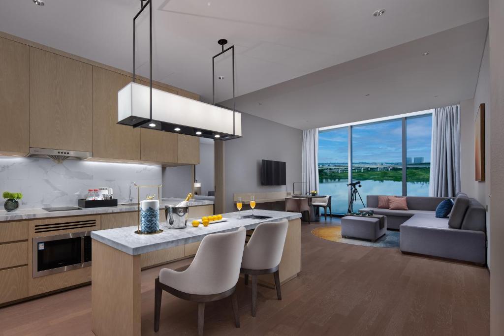 Hyatt Place Changsha Airport - Suite King Con Divano Letto