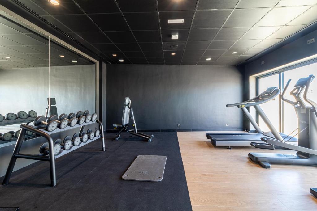 Fitness centrum a/nebo fitness zařízení v ubytování Hotel El Mirador