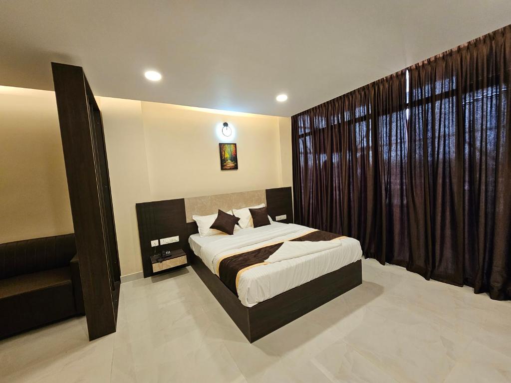 THAAL RESIDENCY Cheruvathur-HALA GROUPS - Superior Suite