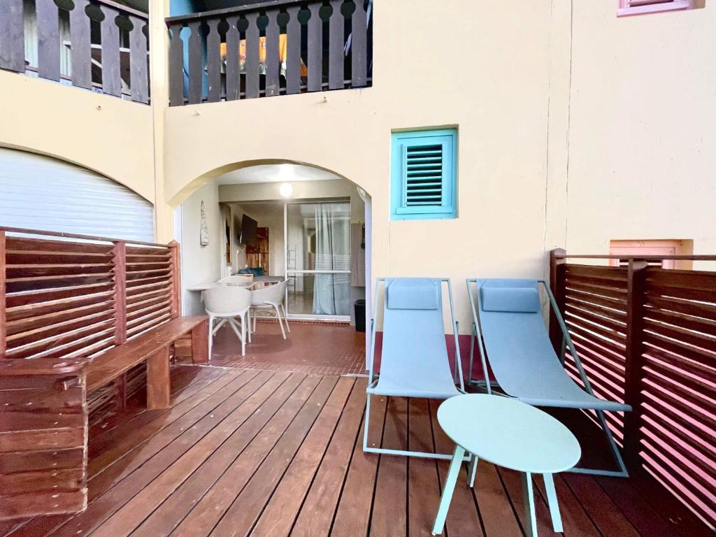 Balkón nebo terasa v ubytování Studio - Bord de mer - Terrasse - Sainte Anne